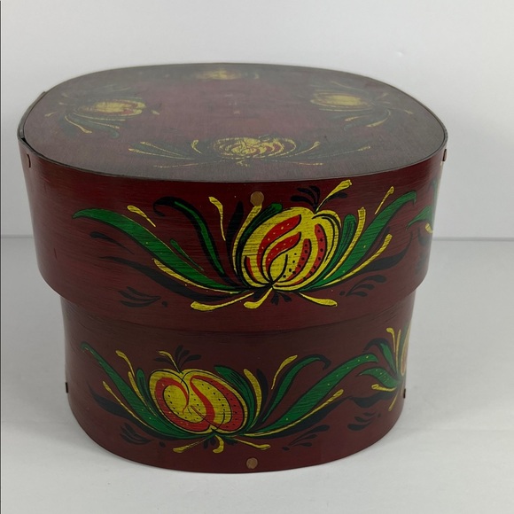 Vintage Wilton & Lee Ltd Hand Painted Shaker Oval Box 1773 with Lid Red Yellow - Picture 6 of 10